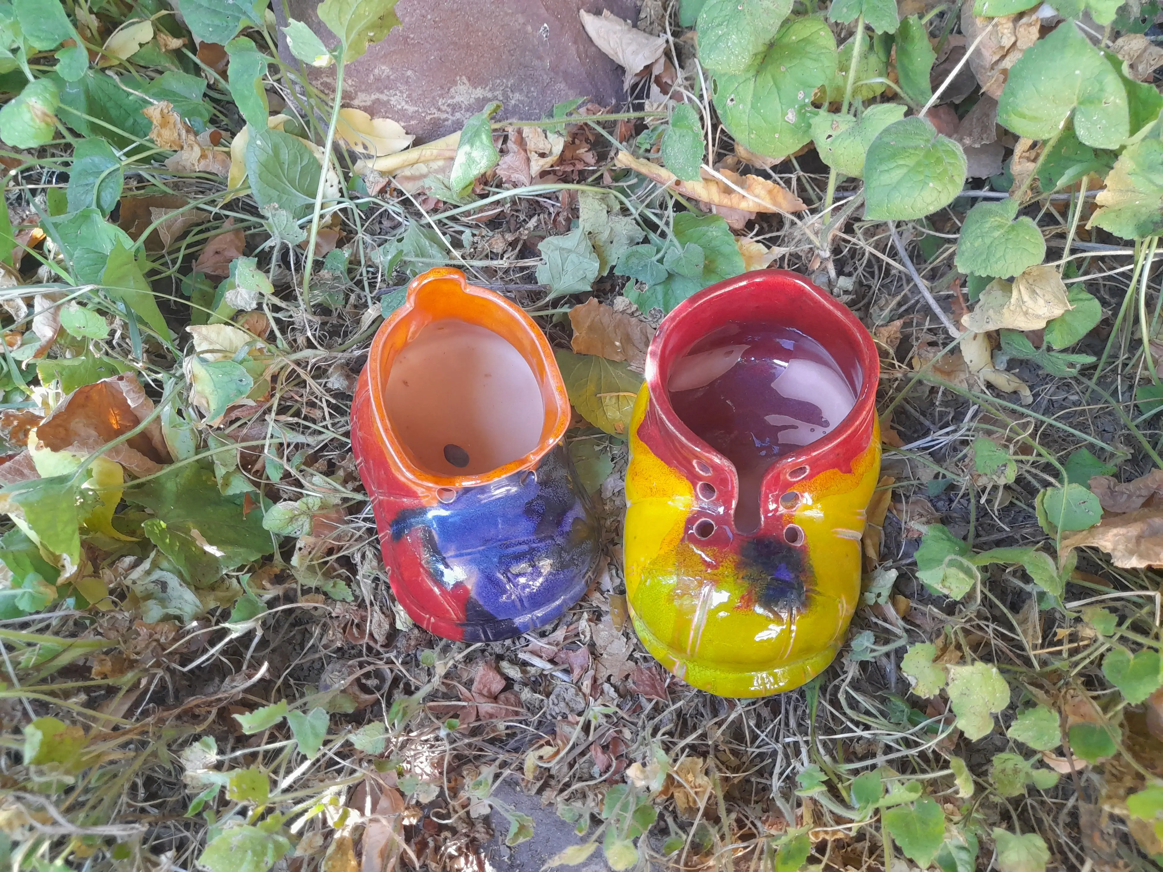 Kis cipő (mázas)