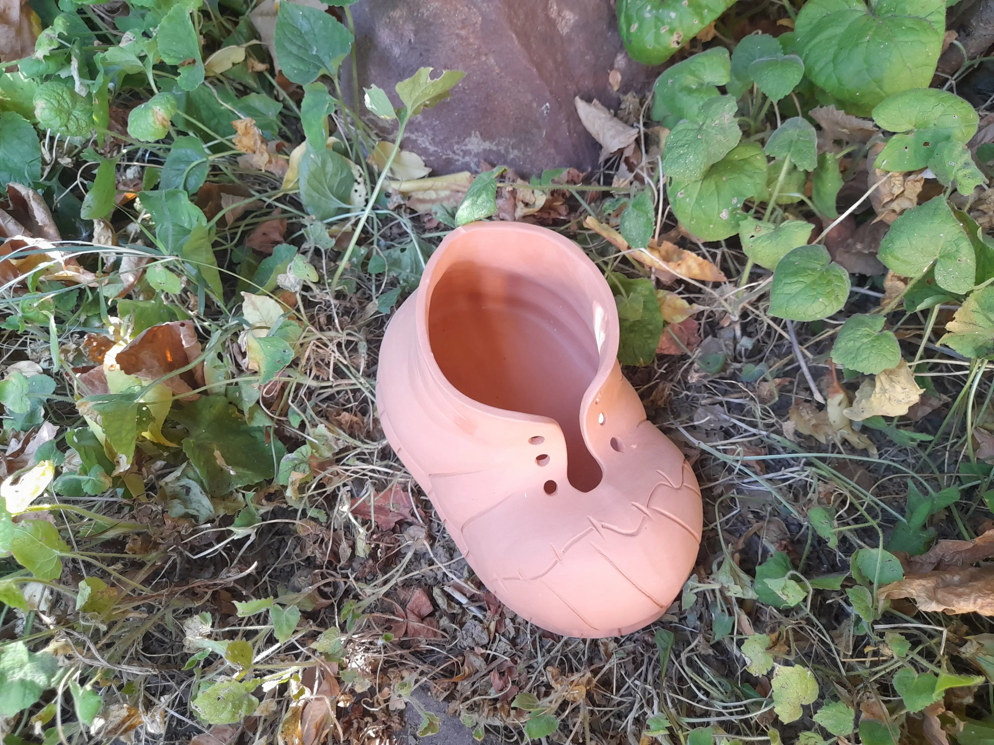 Közepes cipő (terrakotta)